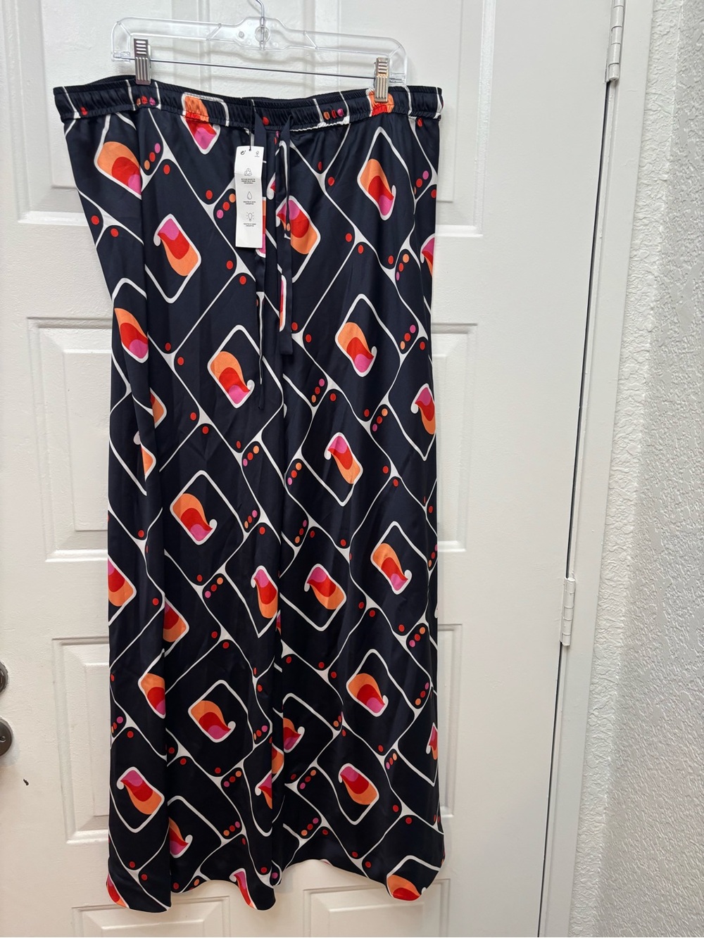 Zara Black Wide-Leg Jumpsuit Pants with Orange and Pink Geometric Print